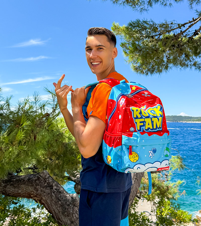 ROCKFAM ŠKOLSKI KOMPLET 2025